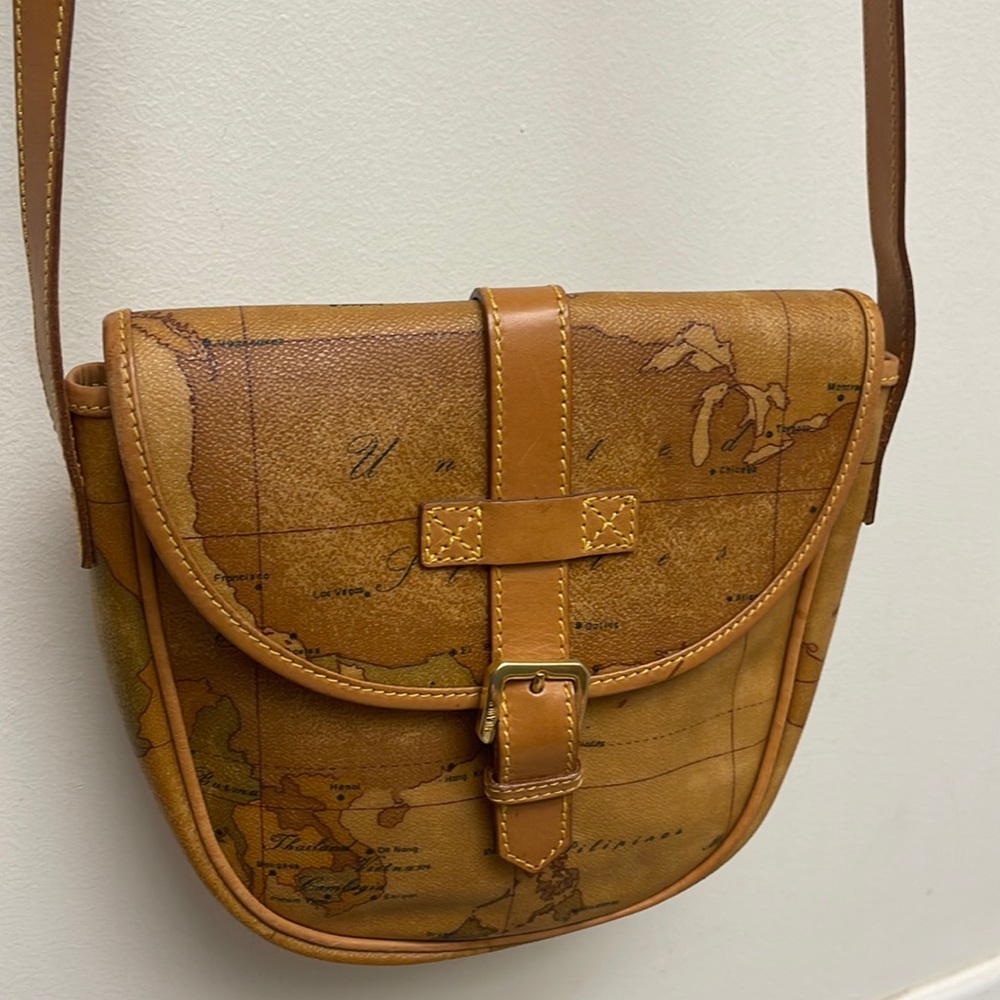 Vintage Alviero Martini World-map geo , classic shoulder /crossbody bag